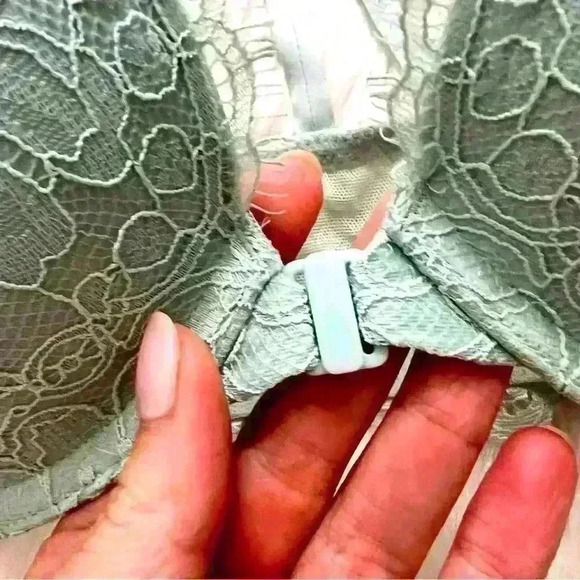 Victoria's Secret Very Sexy Racerback Push-Up Bra Rhinestone Bling 36C - Picture 3 of 5